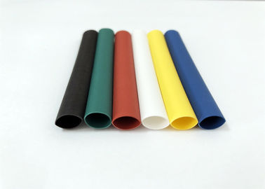 1KV الملونة رقيقة الجدار الحرارة يتقلص الأنابيب تميز استخدام طول العملاء